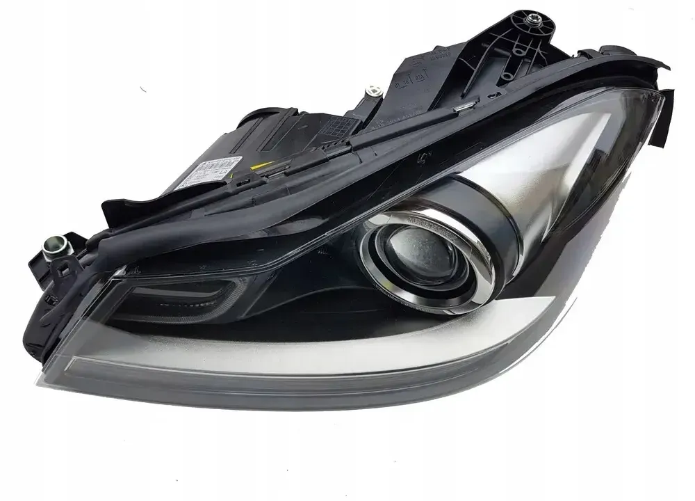 a2048203539   headlight l